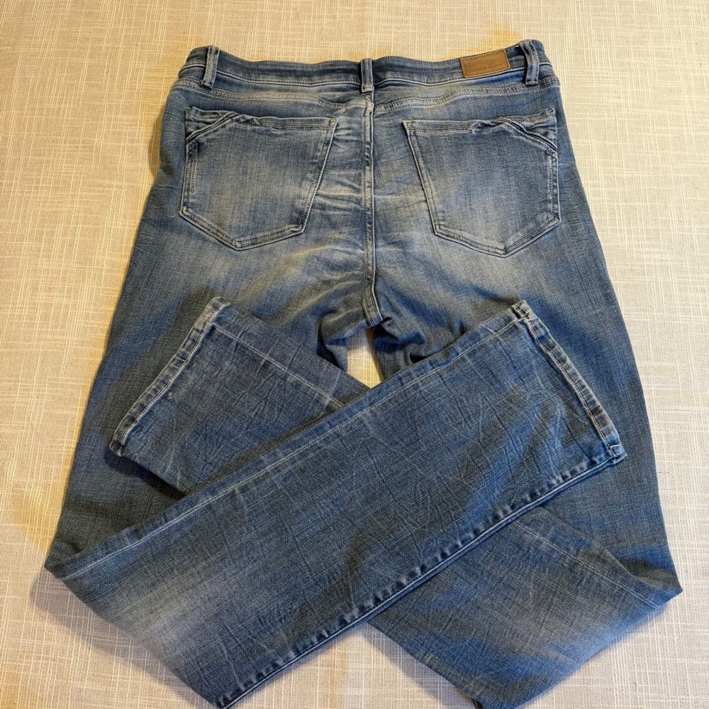 Buckle Black Fit No 53 Straight Leg Jeans Womens 33x36 Medium Wash Blue Stretch